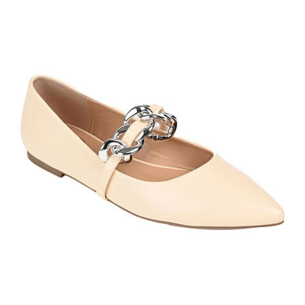 Journee Collection Women's Metinaa Flat Bone 11 Medium
